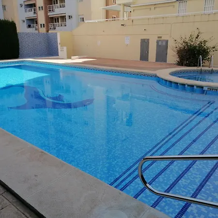 Apartment Bonita Piscina Y *